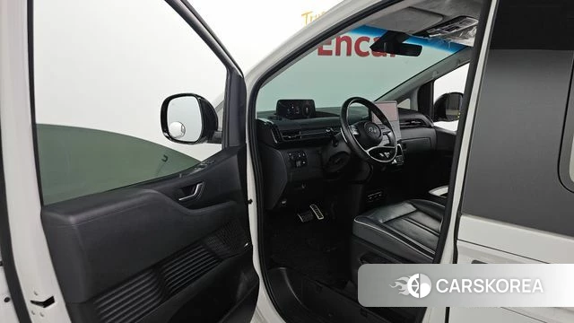Hyundai Staria id 4990892 из Кореи 35