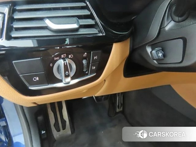 BMW 5 Series (G30) id 3833600 из Кореи 20