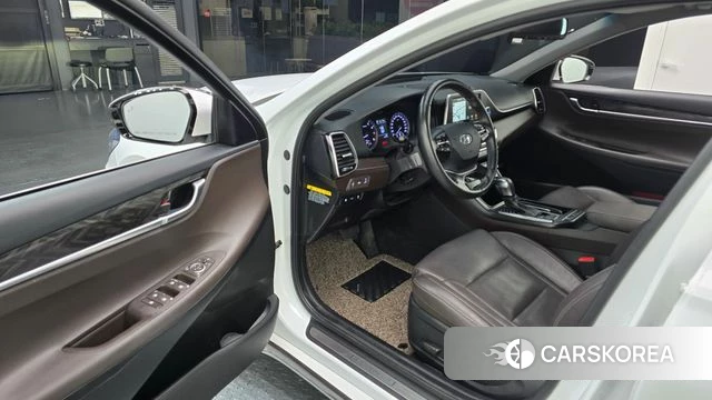 Hyundai Grandeur IG id 5013779 из Кореи 35