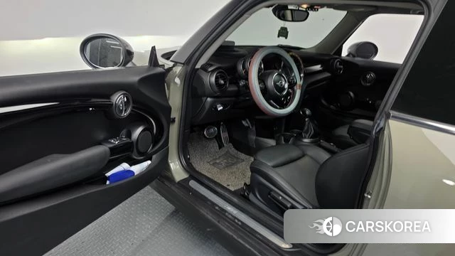 Mini Cooper id 5035908 из Кореи 30