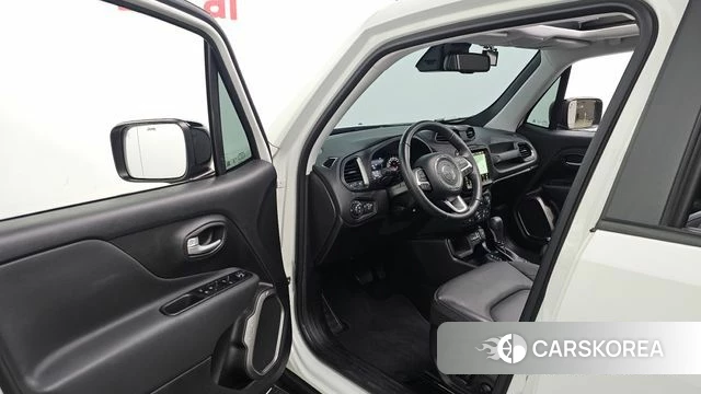 Jeep Renegade id 4941593 из Кореи 32