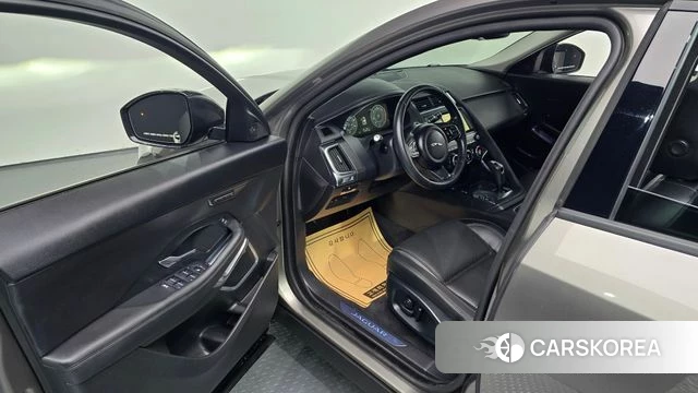 Jaguar E-PACE id 4508057 из Кореи 31