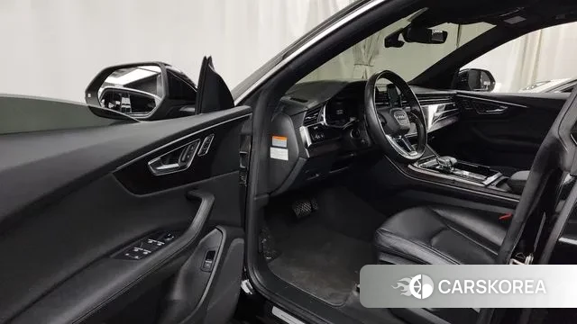 Audi Q8 (4M) id 3620938 из Кореи 20