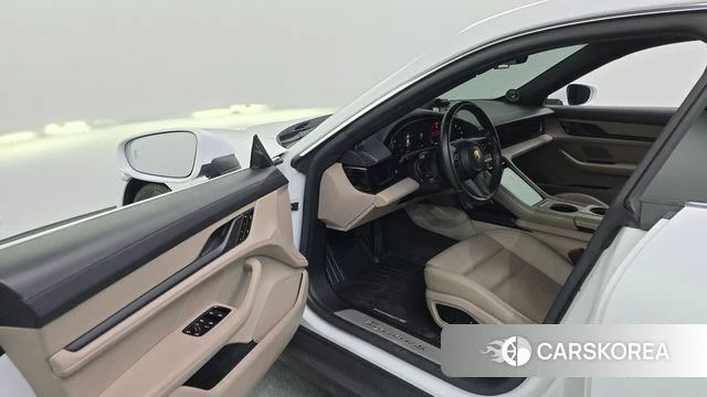 Porsche Taycan id 4745921 из Кореи 35