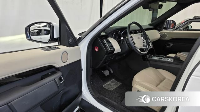 Land Rover Discovery 5 id 5028472 из Кореи 32