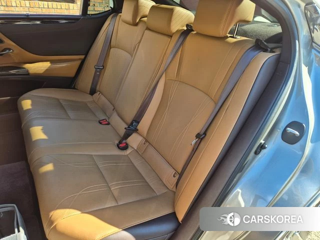 Lexus ES300h 7th generation id 5018089 из Кореи 20