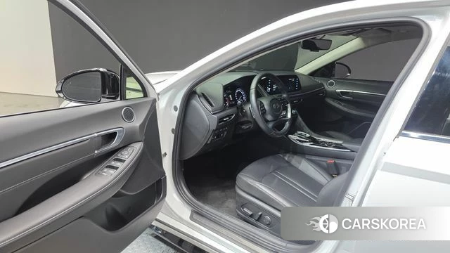Hyundai Sonata (DN8) id 4935469 из Кореи 31