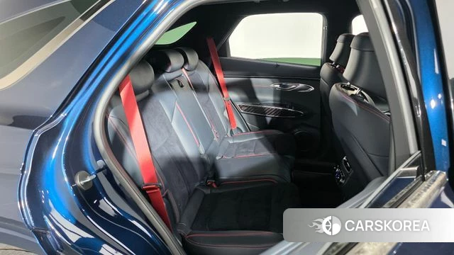 Genesis GV70 id 4929711 из Кореи 35