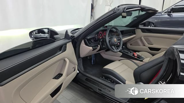Porsche 911(992) id 4984960 из Кореи 31