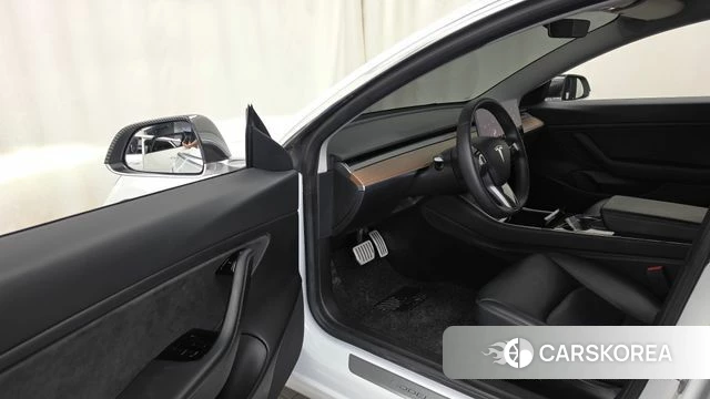 Tesla Model 3 id 4732240 из Кореи 20