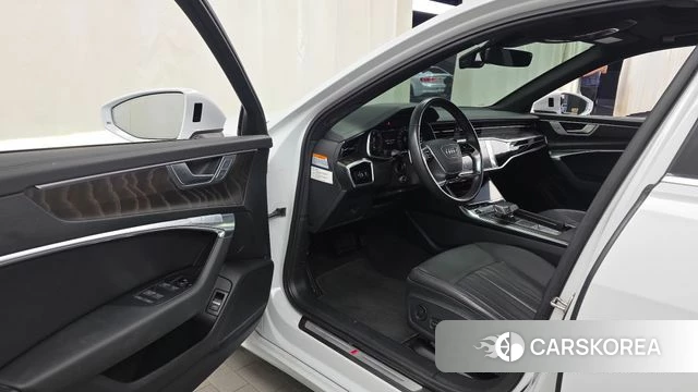 Audi A6 (C8) id 5002885 из Кореи 33
