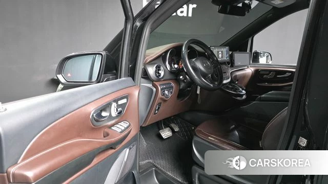 Mercedes-Benz V-Class id 4967701 из Кореи 20