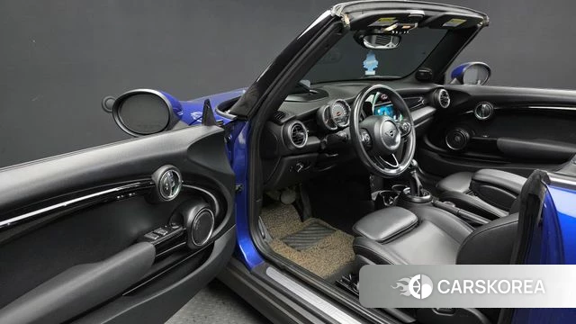 Mini Cooper Convertible id 4918666 из Кореи 20