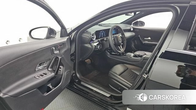 Mercedes-Benz A-Class W177 id 4496176 из Кореи 29