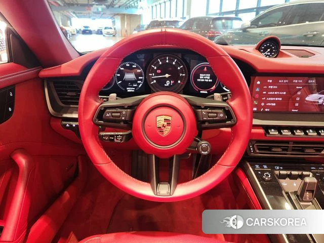 Porsche 911(992) id 4660299 из Кореи 16