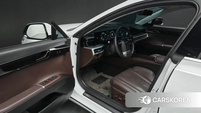 Hyundai Grandeur (GN7) id 5040067 из Кореи 37