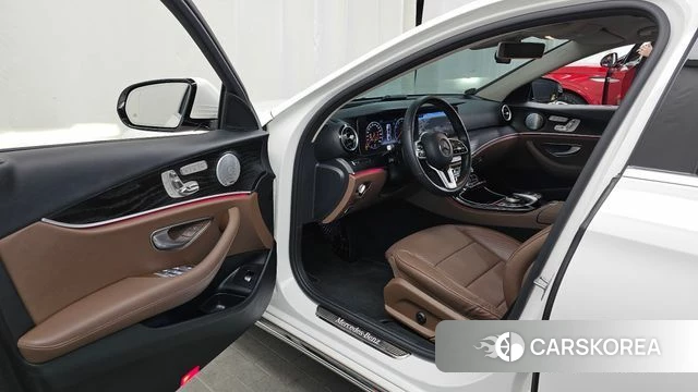 Mercedes-Benz E-Class W213 id 4993383 из Кореи 34