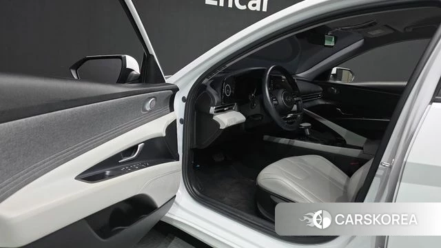 Hyundai Avante Hybrid (CN7) id 5028108 из Кореи 32