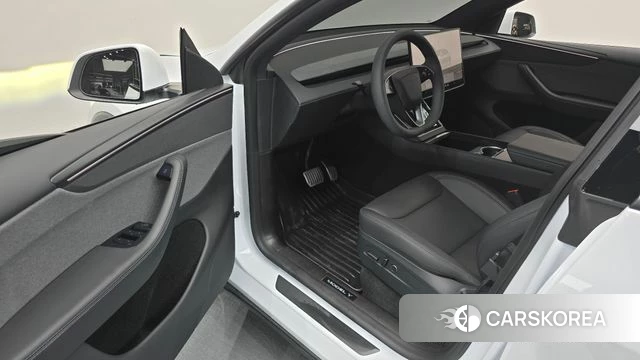Tesla Model Y id 4940796 из Кореи 34
