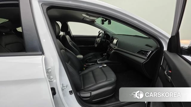 Hyundai Avante AD id 4765506 из Кореи 20