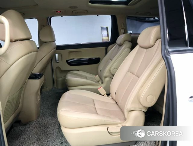 Kia The New Carnival id 4856467 из Кореи 20