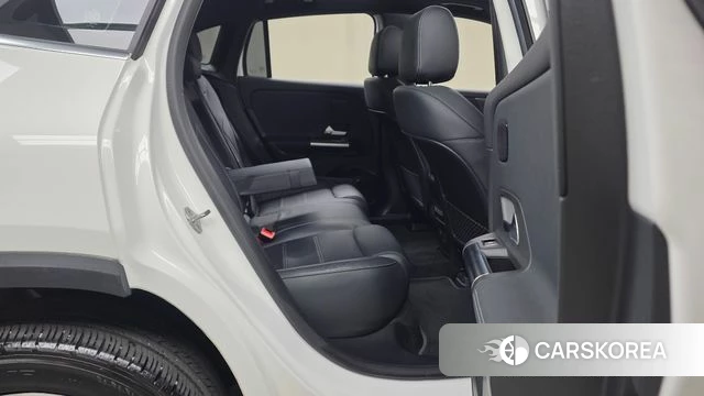 Mercedes-Benz EQA H243 id 5012565 из Кореи 32