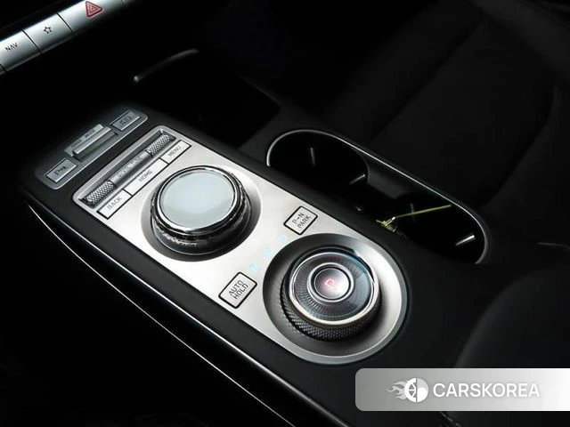 Genesis GV70 id 4951300 из Кореи 20