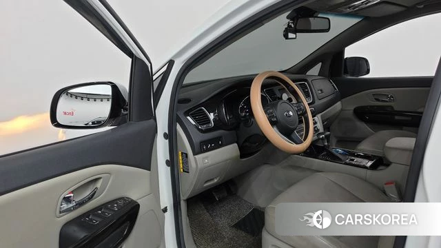 Kia The New Carnival id 4967145 из Кореи 32