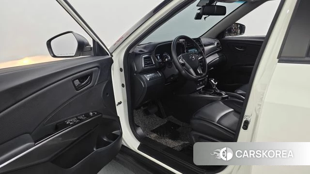 Ssangyong Tivoli Air id 4976832 из Кореи 33