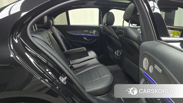 Mercedes-Benz E-Class W213 id 4977704 из Кореи 32