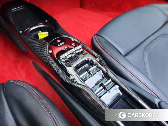 Ferrari 296 GTS id 4880093 из Кореи 20