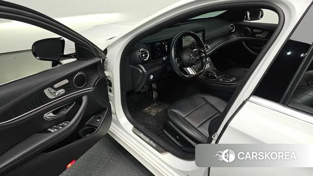 Mercedes-Benz E-Class W213 id 4992664 из Кореи 33