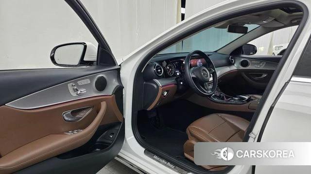 Mercedes-Benz E-Class W213 id 4960505 из Кореи 20