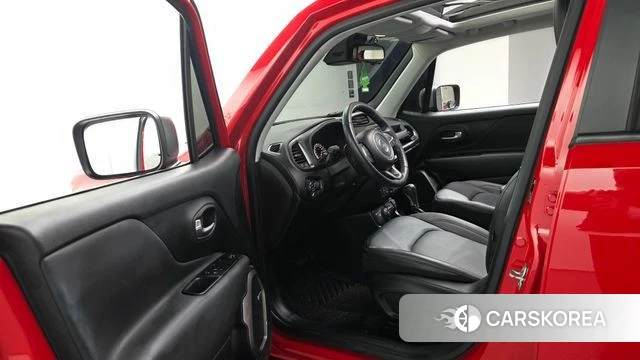 Jeep Renegade id 5003450 из Кореи 38