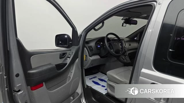 Hyundai The New Grand Starex id 4988519 из Кореи 30