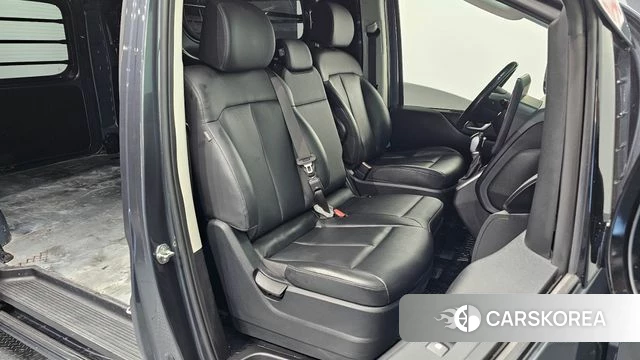 Hyundai Staria id 5046417 из Кореи 30