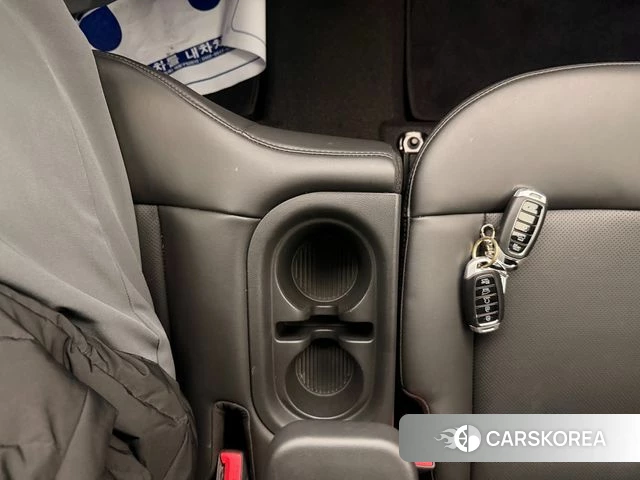 Hyundai Casper Electric id 5021252 из Кореи 20