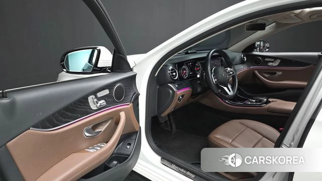 Mercedes-Benz E-Class W213 id 4982531 из Кореи 33