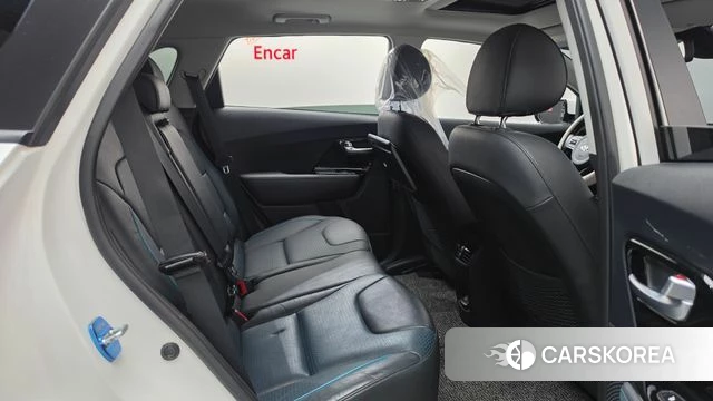Kia Niro EV id 5013697 из Кореи 33