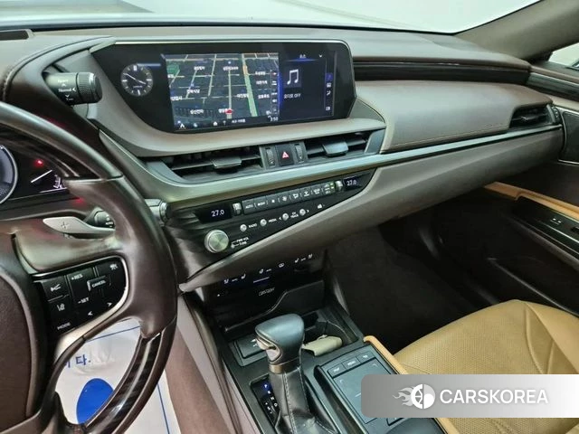 Lexus ES300h 7th generation id 5028347 из Кореи 19