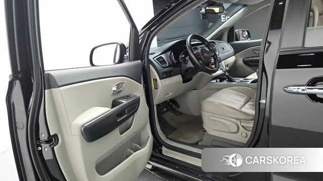 Kia The New Carnival id 4923696 из Кореи 20