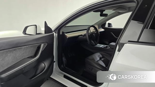 Tesla Model Y id 4942256 из Кореи 36