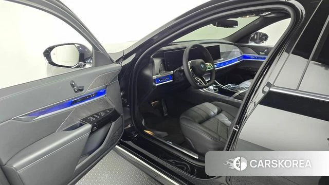 BMW i7 (G70) id 4724840 из Кореи 20