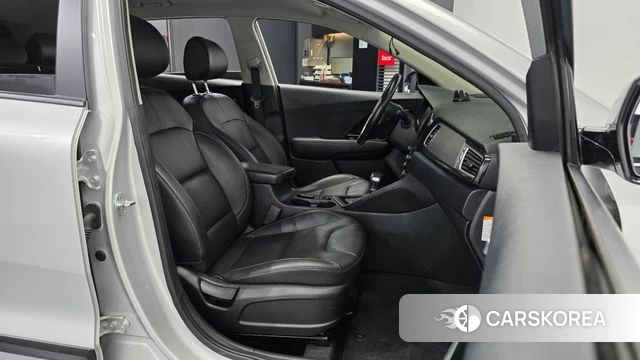 Kia Niro id 5042096 из Кореи 30