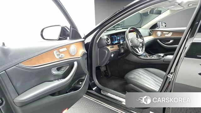 Mercedes-Benz E-Class W213 id 5035214 из Кореи 20