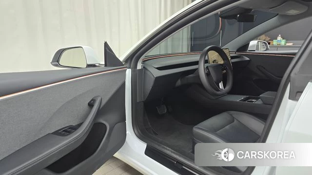 Tesla Model 3 id 5045961 из Кореи 32