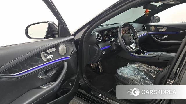 Mercedes-Benz E-Class W213 id 4958270 из Кореи 34