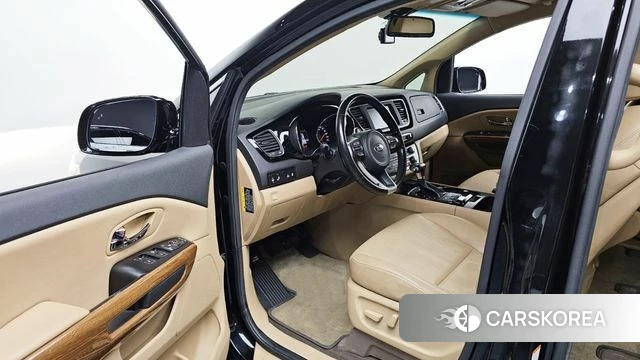 Kia All New Carnival id 4983279 из Кореи 20