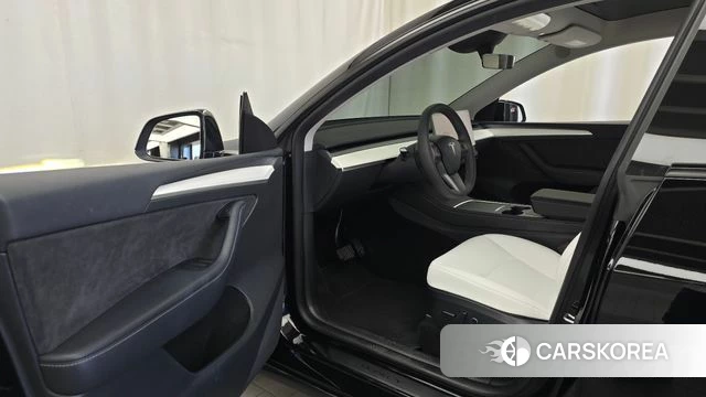 Tesla Model Y id 4778348 из Кореи 34