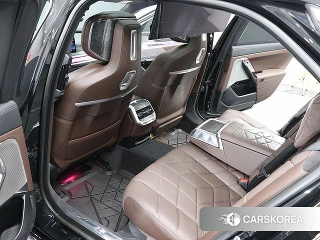 BMW 7 Series (G70) id 4947115 из Кореи 20